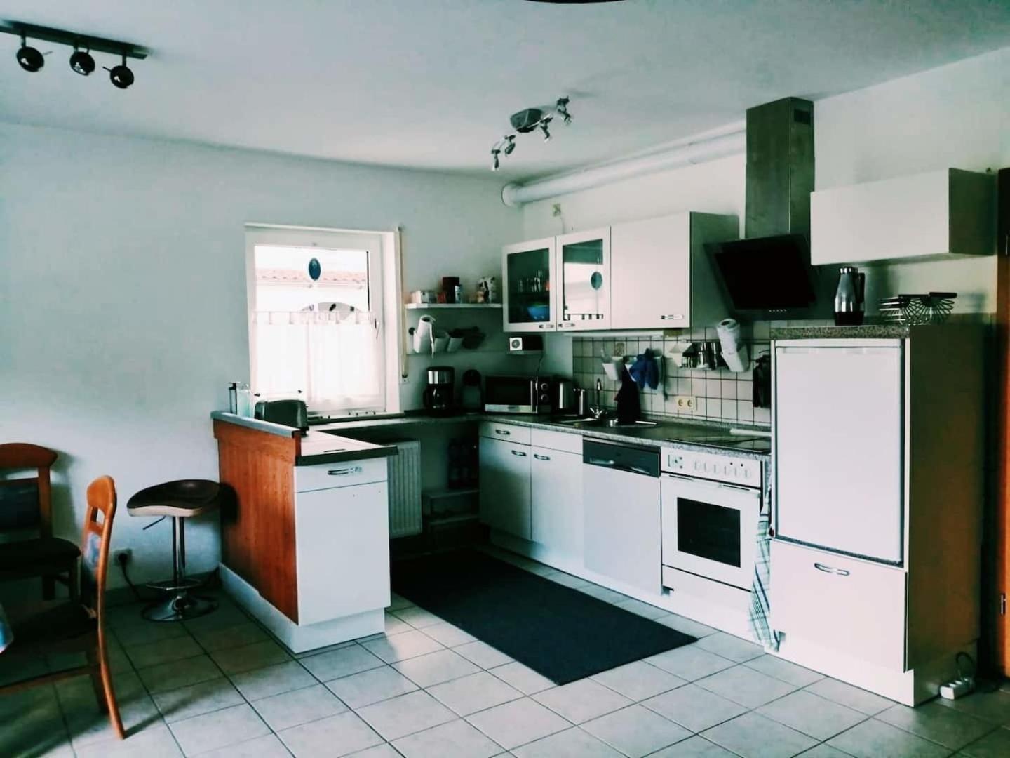 Apartament 76 Qm Whg Im Eg Haus-Wohlfuehloase Vor Der Haustuer Gladenbach Zewnętrze zdjęcie
